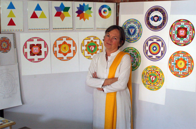 radhika_with_her_sacred_paintings