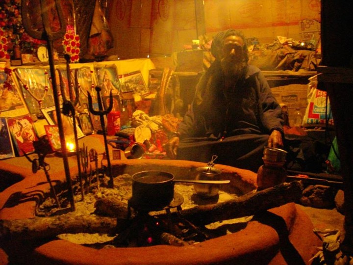 Aghori Baba at Nandprayag nice lunch together wonderful tea!