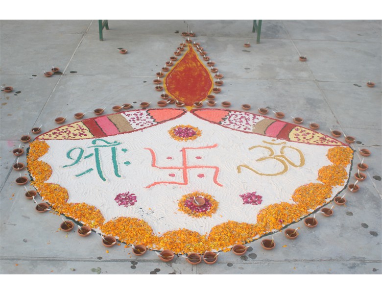 11f_Rangoli_Diwali_2013