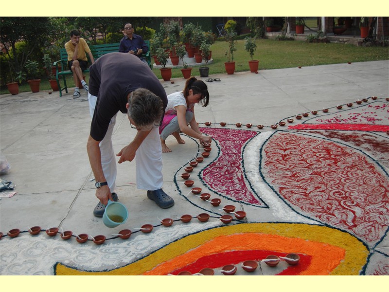 08e_Diwali_2014_SRSG
