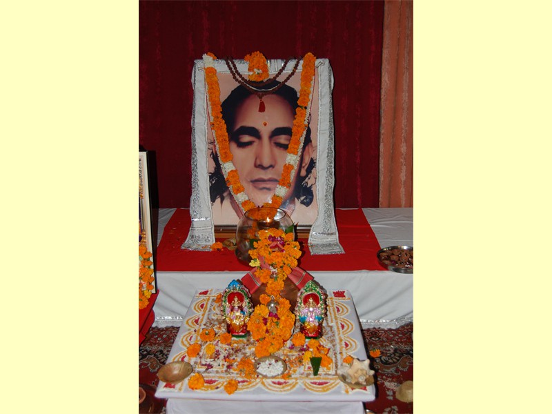 08l_Diwali_2014_SRSG