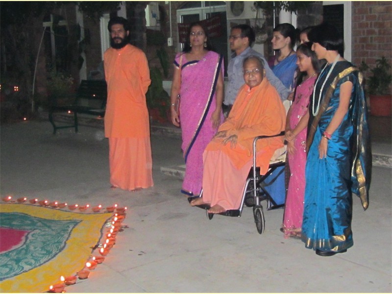08t_Diwali_2014_SRSG