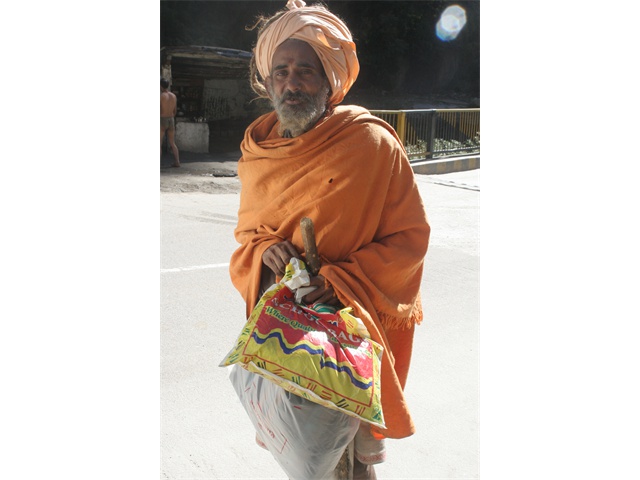 00g_Sadhu_Sewa
