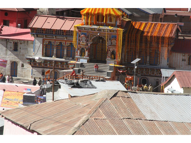 00j_Sadhu_Sewa