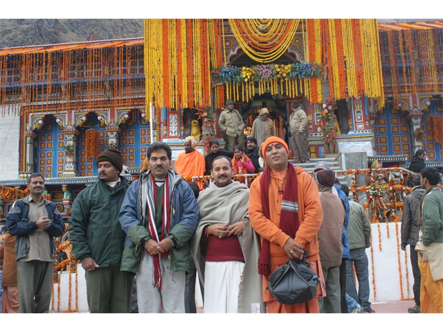 00o_Sadhu_Sewa