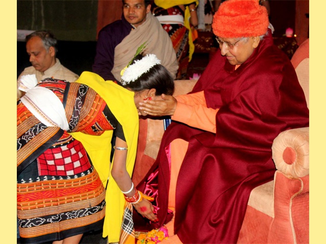 03p_2014_Yoga_Youth_and_Childrens_Retreat_SRSG